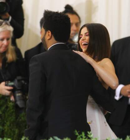 Selena Gomez et The Weeknd officialisent leur amour