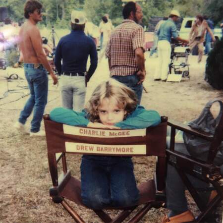 Drew Barrymore sur le tournage de "Charlie", au début des années 80