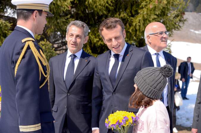 Nicolas Sarkozy et Emmanuel Macron étaient souriants et proches lors de ce déplacement, ce dimanche 31 mars