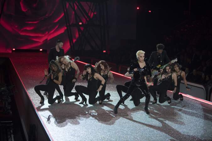 Lady Gaga, performeuse hors-norme pour le show Victoria's Secret