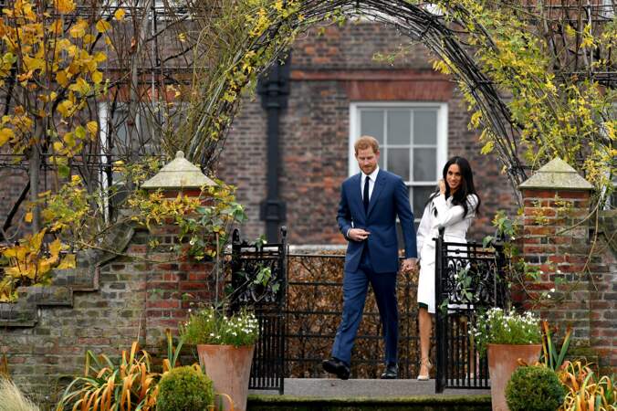 C'est encore à Kensington que Harry et Meghan ont annoncé leurs fiançailles, fin novembre 2017