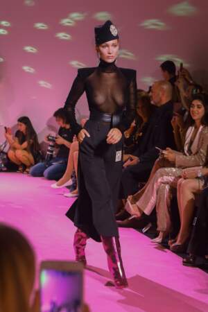 Bella Hadid porte des pièces de Haute couture, signées Alexandre Vauthier 