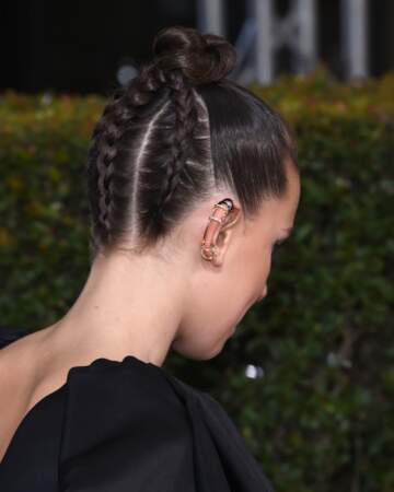 Millie Bobby Brown fait sensation avec son chignon tressé et ses piercings aux Golden Globe Awards en janvier 2018