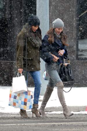 Meghan Markle va faire ses courses de Noel sous la neige a Toronto