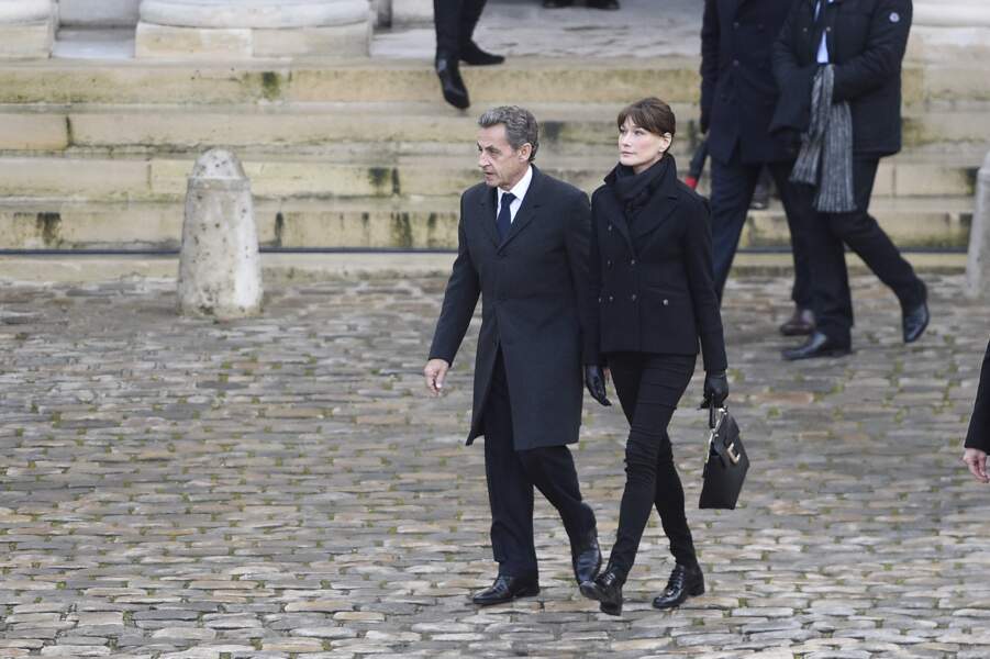 Arrivée de Nicolas Sarkozy et Carla Bruni-Sarkozy à la cérémonie d'hommage national à Jean d'Ormesson aux Invalides
