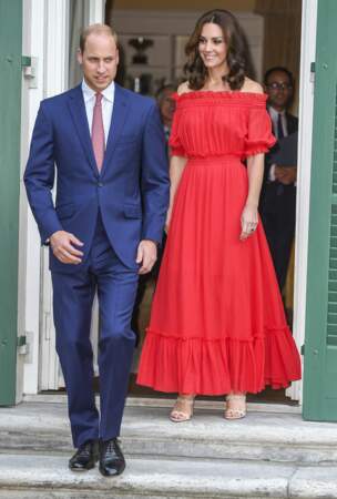 Kate Middleton et le prince William dans les jardins de l'ambassade britannique à Berlin, le 19 juillet 2017