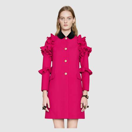 Manteau en laine à volants, Gucci, 2.500 euros. 