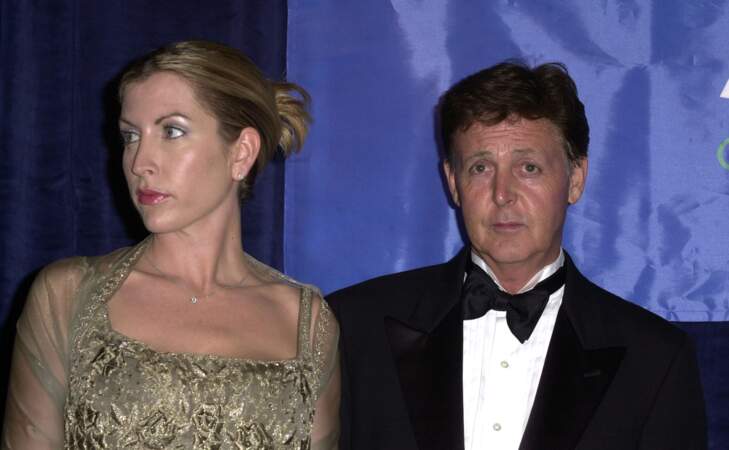 2008 - Paul McCartney et Heather Mills divorcent et gardent une relation compliquée. Coût : 49 millions de dollars 