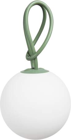 Lampe d’extérieur sans fil “Bolleke”, recharge USB, Fatboy, 79€96, madeindesign.com 