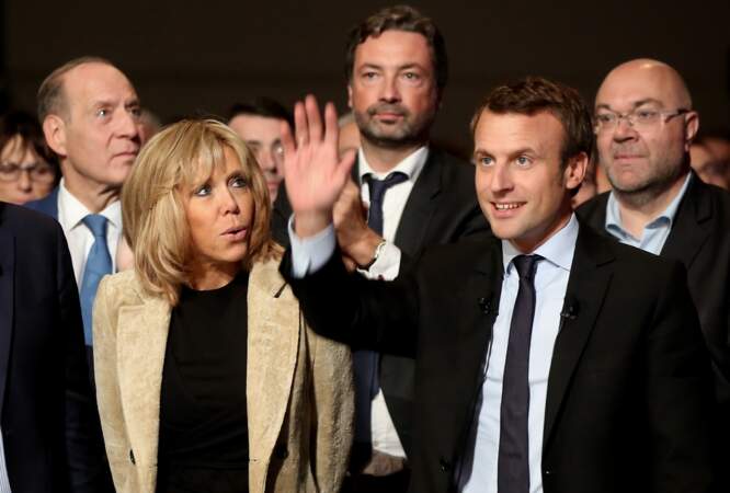 Brigitte Macron relookée et rajeunie par Delphine Arnault