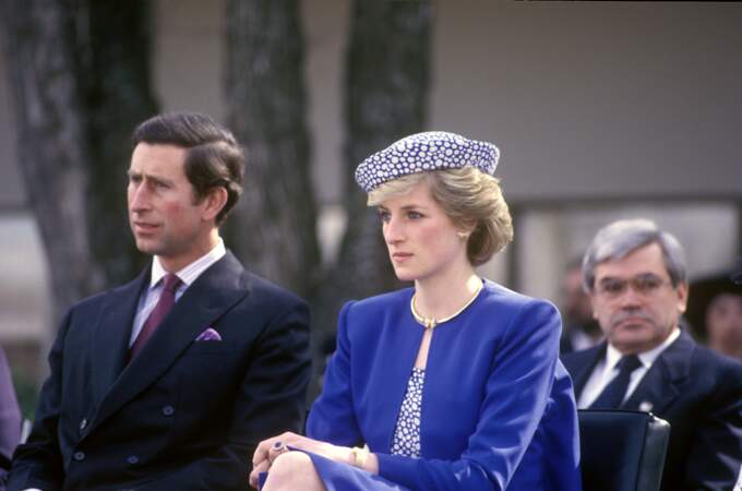 La princesse Diana avec des boucles d'oreilles papillon, au Canada en 1986