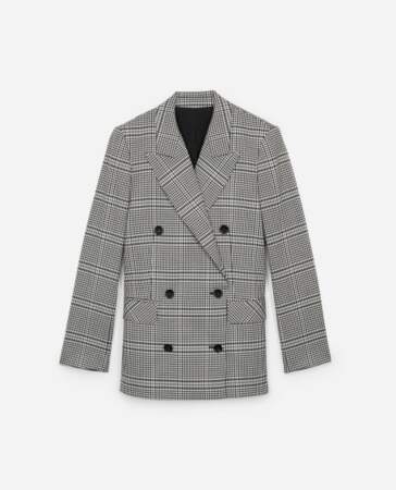 Androgyne, veste à carreaux double boutonnière, 360 € (The Kooples).
