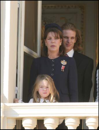 Alexandra de Hanovre, sa mère Caroline et Andrea Casiraghi lors de la fête monégasque le 19 novembre 2005