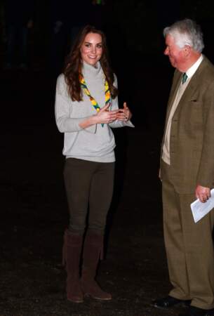 Kate Middleton visite le club de scouts de King's Lynn