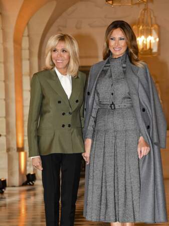 Melania Trump rend toujours honneur aux couturiers français quand elle rencontre Brigitte Macron