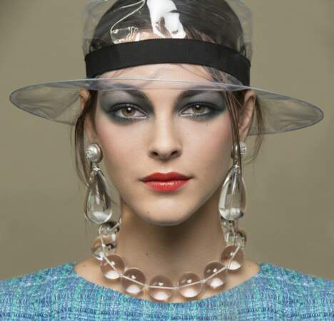 Le make-up ultra fort de Chanel hommage à Guy Bourdin