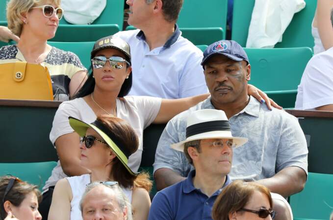 Mike Tyson avec sa femme Kiki dans les tribunes de Roland Garros le 3 juin 2018