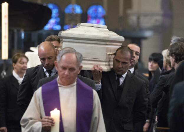 - Obsèques de Maurane en l'église Notre-Dame des Grâces à Woluwe-Saint-Pierre en Belgique