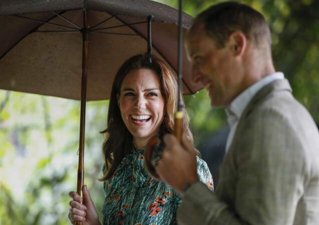 Kate Middleton, souriante et bohème pour soutenir William et Harry