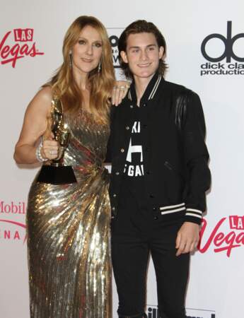 René-Charles et sa mère Céline Dion aux Billboard Music Awards, le 22 mai 2016