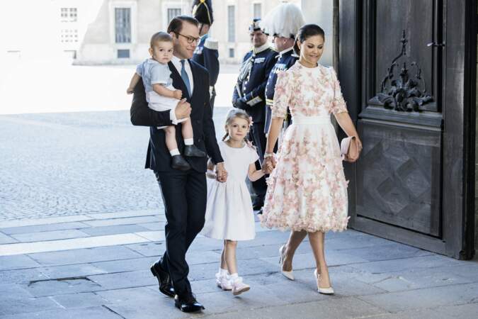 La princesse Victoria de Suède, le prince Daniel et de leurs enfants le 14 juillet 2017