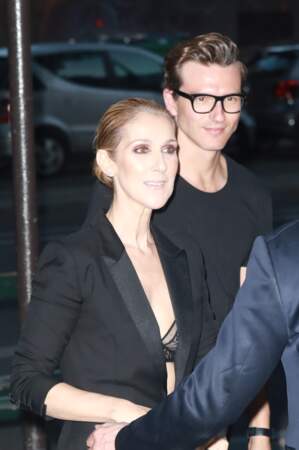 Céline Dion et Pepe Munoz devant le restaurant Manko