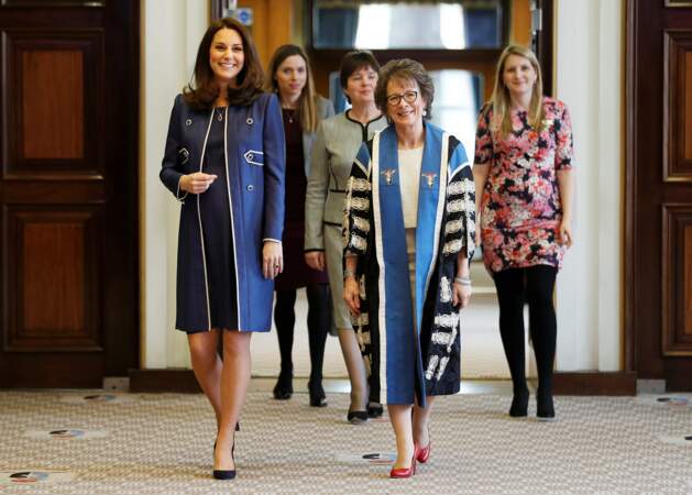 Kate Middleton a visité le Collège royal des obstétriciens et gynécologues (RCOG).