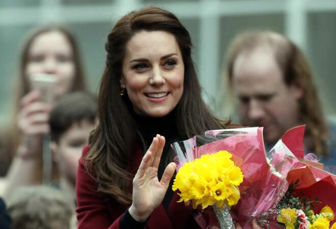 Kate Middleton rend visite aux les bénévoles et membres d'un centre pour enfants et adolescents déficients mentaux 