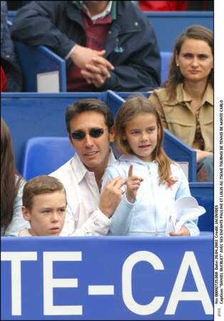 Daniel Ducruet avec ses enfants Louis et Pauline lors du tournoi de tennis de Monte Carlo en 2003