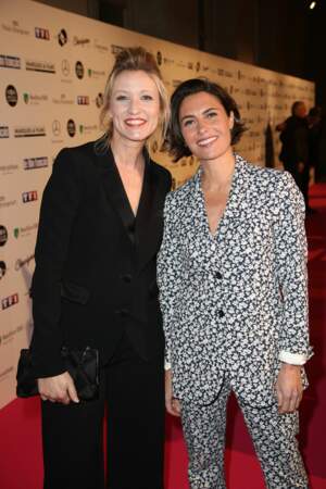 Alessandra Sublet aux côtés d'Alexandra Lamy lors de la 26e cérémonie des Trophées du film français ce 5 février