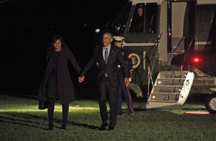 Barack et Michelle Obama durant la dernière soirée de campagne d'Hillary Clinton 