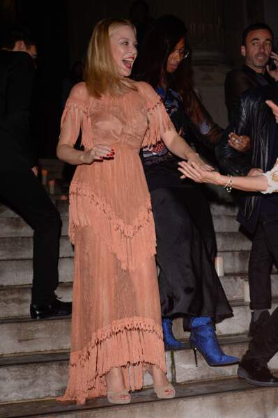 Kylie Minogue est venue admirer la rétrospective d'Irving Penn au Grand Palais