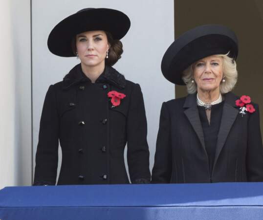 Kate Middleton, Camilla Parker-Bowles et Sophie Rhys-Jones lors du Remembrance Sunday 