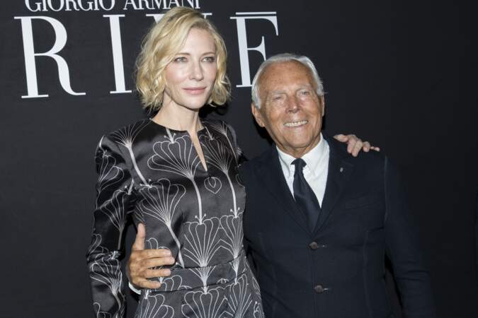 Cate Blanchett et Giorgio Armani lors du défilé Giorgio Armani Privé à Paris le 5 juillet 2016