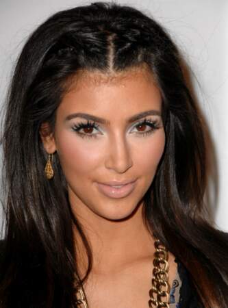 Kim Kardashian n'a pas choisi la bonne teinte d'anticerne
