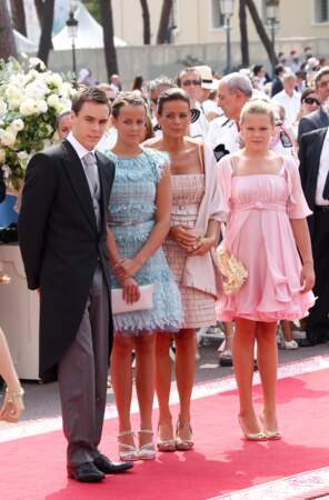 Stéphanie de Monaco et ses enfants au mariage d'Albert et Charlene de Monaco, en 2011