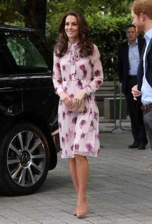Kate Middleton arrive au London Eye à l'occasion de la journée mondiale de la santé mentale, le 10 octobre 2016