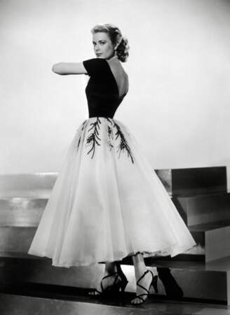 1954 :  Grace Kelly, la classe incarnée dans le film "Rear Window"
