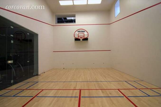 terrain de squash et de basket