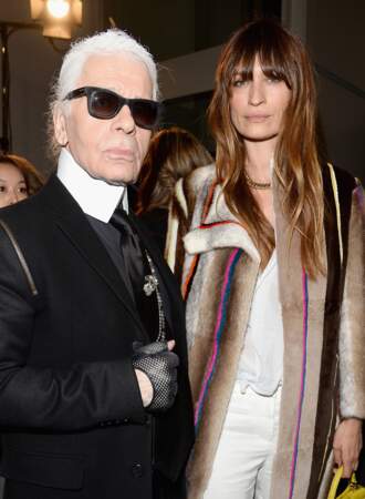 Karl Lagerfeld et Caroline de Maigret lors de la Fashion Week à Milan en 2014