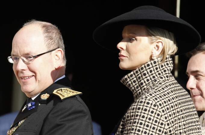Le prince Albert II de Monaco et son épouse, Charlène, arrivent à la cathédrale de Monaco 