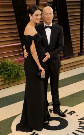 Bruce Willis et sa femme Emma Heming (enceinte) à la soirée Vanity Fair des Oscars 2017
