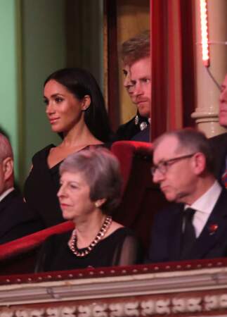 Meghan Markle (enceinte) et le prince Harry au concert commémoratif Royal British Legion Festival of Remembrance 