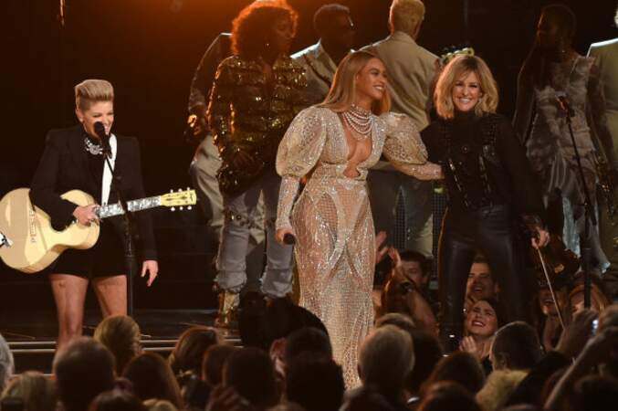 Beyoncé aux CMA Awards