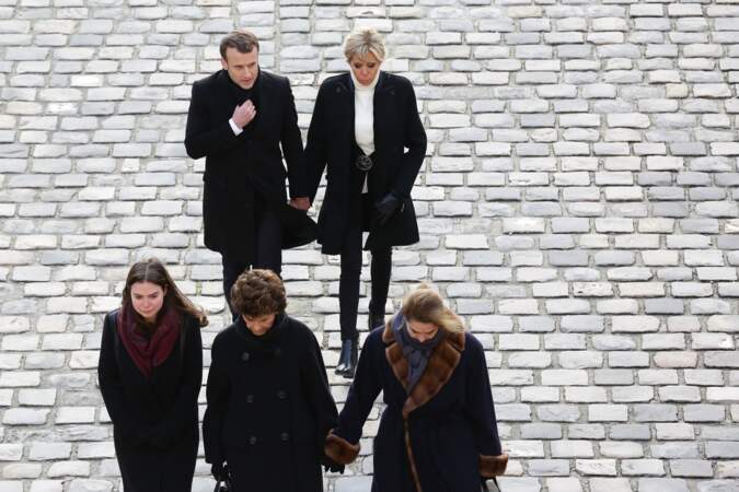 Brigitte et Emmanuel Macron toujours main dans la main 