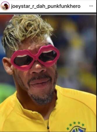 JoeyStarr se prend pour Neymar