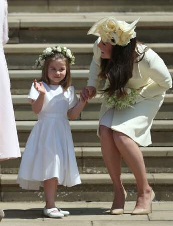 La princesse Charlotte amuse visiblement sa mère