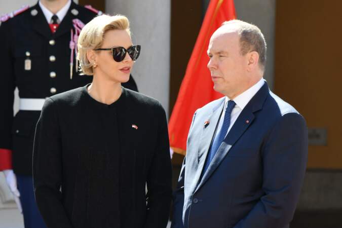 Charlène de Monaco et le prince Albert II se sont montrés complices ce dimanche 24 mars