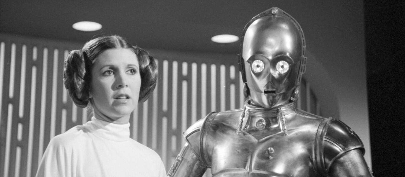 La princesse Leia et C3PO en 1977 dans Star Wars