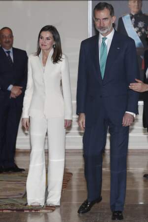 Letizia d'Espagne sublime dans un tailleur blanc immaculé 